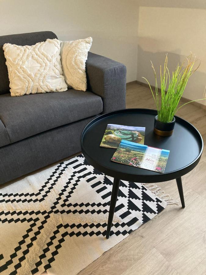 Apartman Nahore Vacov Buitenkant foto