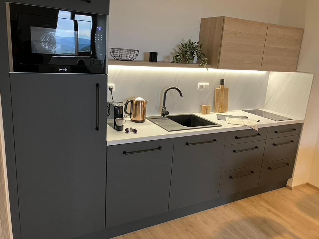 Apartman Nahore Vacov Buitenkant foto